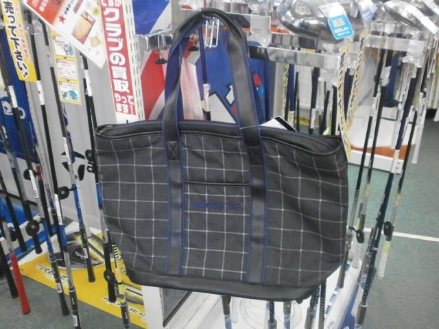 http://www.golfpartner.co.jp/190/%E3%82%A2%E3%83%87%E3%82%A3%E3%83%88%E3%83%BC%E3%83%882.JPG