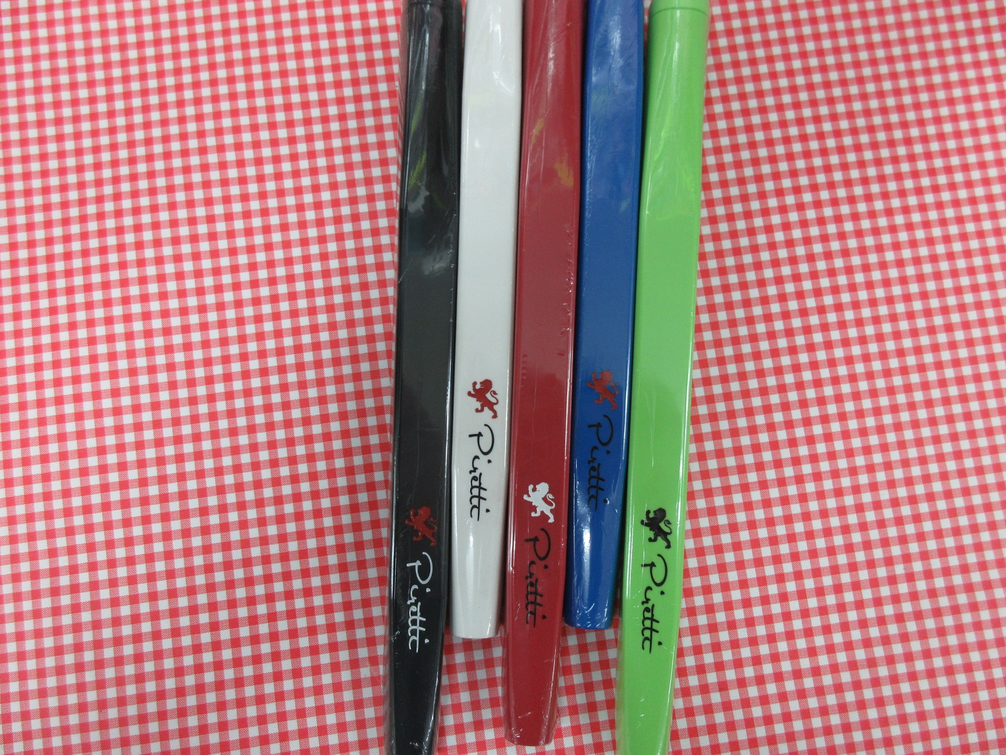 http://www.golfpartner.co.jp/190/%E3%83%94%E3%83%AC%E3%83%83%E3%83%86%E3%82%A3%E3%83%BC%E3%80%80%E3%82%B0%E3%83%AA%E3%83%83%E3%83%97%E3%80%80%E6%AD%A3%E9%9D%A2.JPG