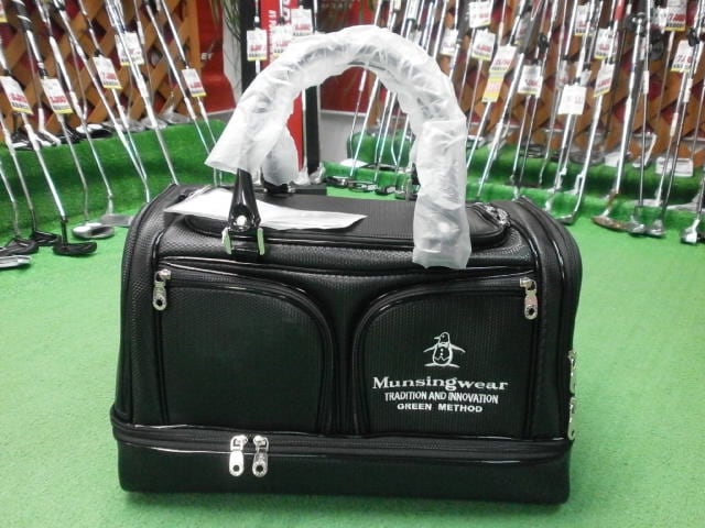 http://www.golfpartner.co.jp/190/%E3%83%9E%E3%83%B3%E3%82%B7%E3%83%B3%E3%82%B0764319898989%E3%83%90%E3%83%83%E3%82%B0.JPG