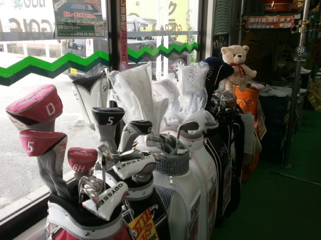 http://www.golfpartner.co.jp/190/%E3%83%AC%E3%83%87%E3%82%A3%E3%83%BC%E3%82%B9%E3%83%95%E3%83%AB%E3%82%BB%E3%83%83%E3%83%880528.JPG