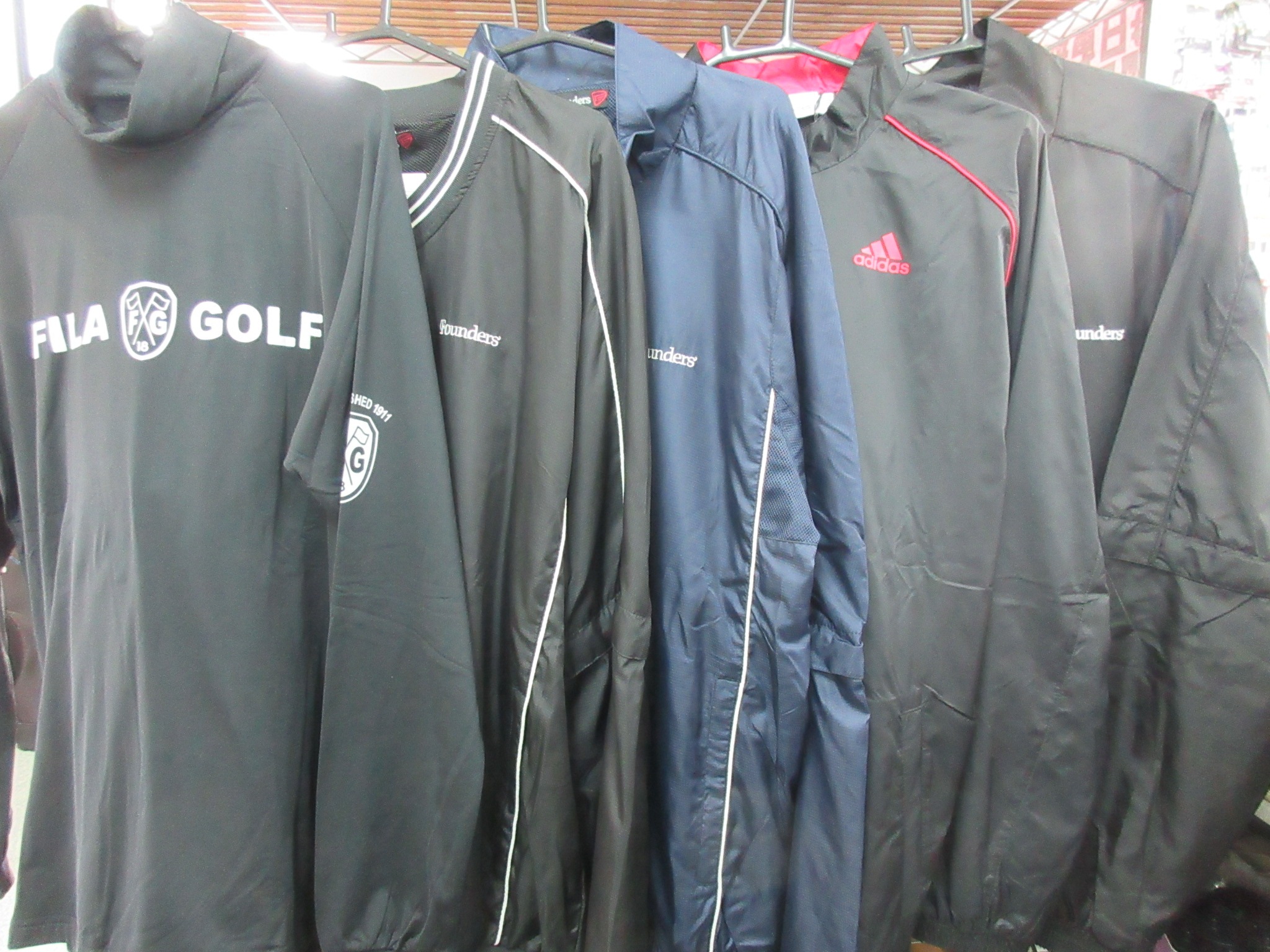 http://www.golfpartner.co.jp/190/%E7%89%B9%E4%BE%A1%E3%82%A6%E3%82%A8%E3%82%A2.JPG