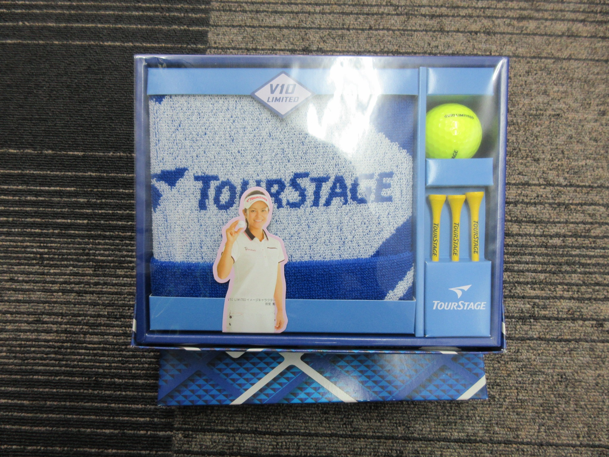 http://www.golfpartner.co.jp/190/%EF%BC%B610%E3%82%AE%E3%83%95%E3%83%88%E3%82%BB%E3%83%83%E3%83%88.JPG