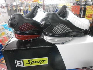 http://www.golfpartner.co.jp/190/PC260002.JPG