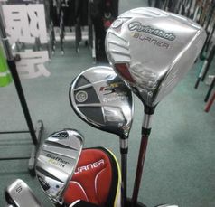 http://www.golfpartner.co.jp/190/UEMITTU.JPG