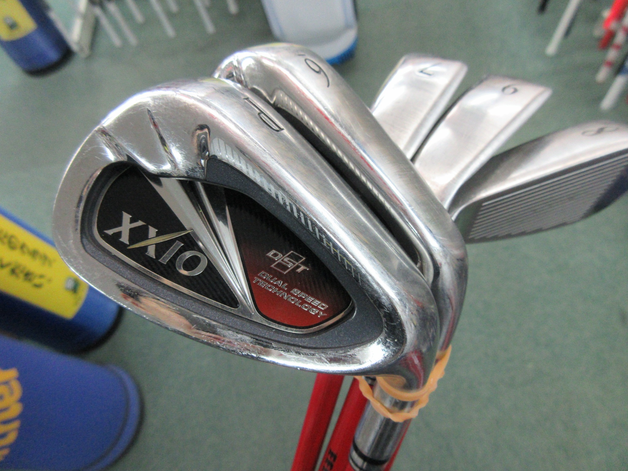 http://www.golfpartner.co.jp/190/XXAKA.JPG