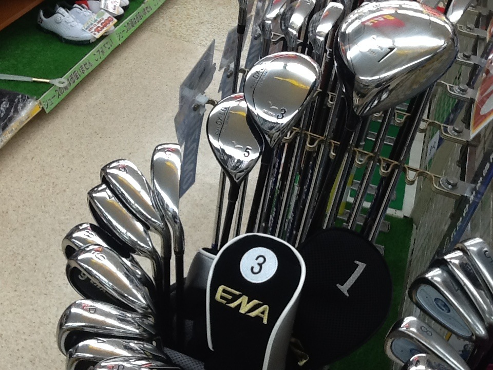 http://www.golfpartner.co.jp/199/%E3%81%88%E3%81%AA%E3%83%AC%E3%83%87%E3%82%A3%E3%83%BC%E3%82%B9%E3%82%BB%E3%83%83%E3%83%881.JPG