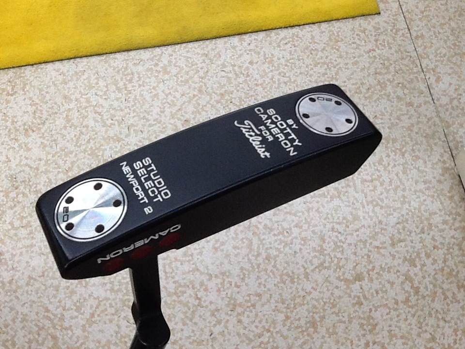 http://www.golfpartner.co.jp/199/%E3%82%AD%E3%83%A3%E3%83%A1%E3%83%AD%E3%83%B3%E9%BB%92%E3%83%98%E3%83%83%E3%83%891.JPG