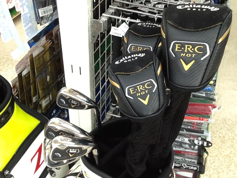 http://www.golfpartner.co.jp/199/%E3%82%AD%E3%83%A3%E3%83%AD%E3%82%A6%E3%82%A7%E3%82%A4%E3%83%AC%E3%83%87%E3%82%A3%E3%82%B9.JPG