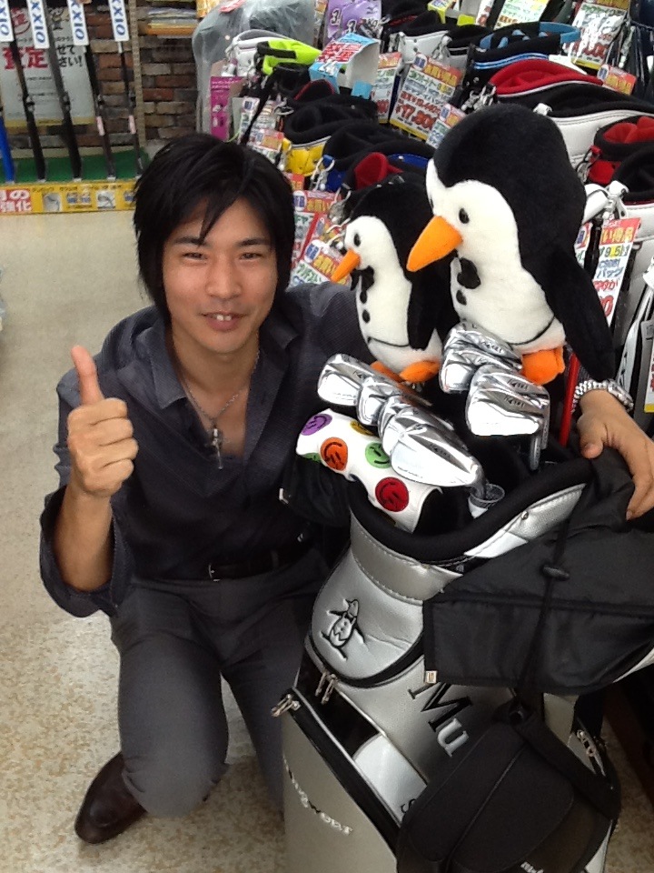 http://www.golfpartner.co.jp/199/%E3%83%9B%E3%83%B3%E3%83%9E%E6%A3%AE%E5%AF%BA%E3%81%95%E3%82%93.JPG