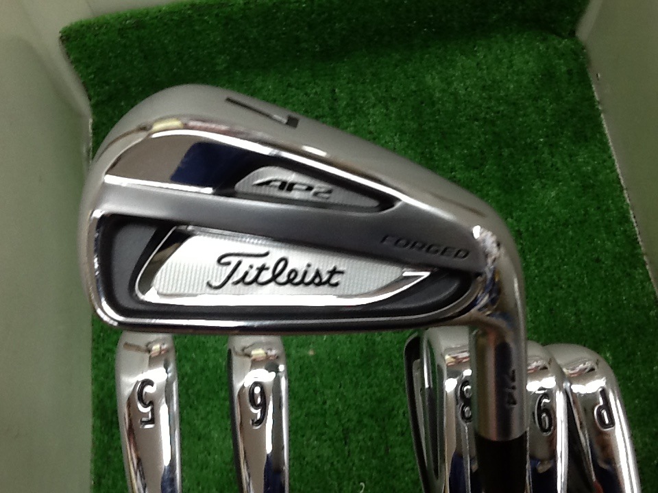http://www.golfpartner.co.jp/199/AP2714IRSET.JPG