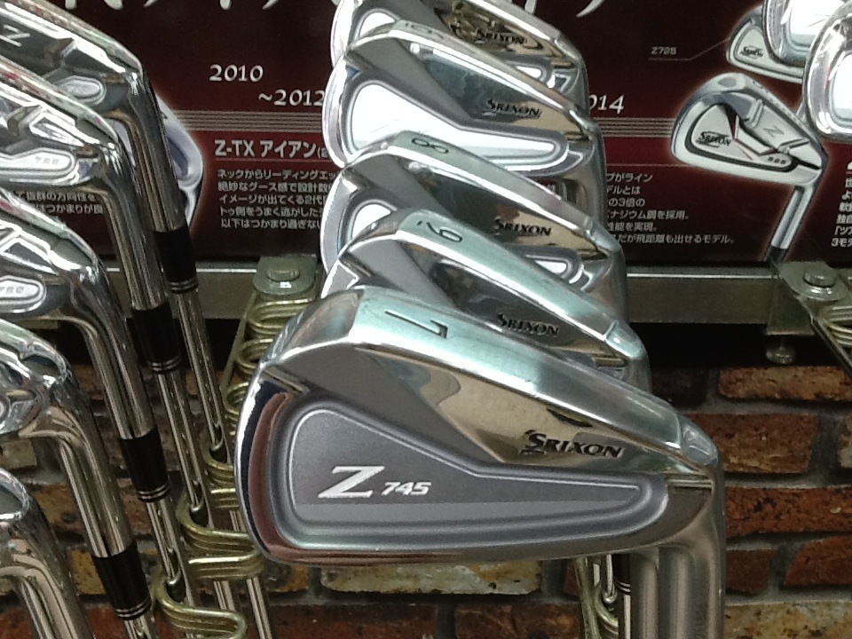http://www.golfpartner.co.jp/199/SRIXON745IR888.JPG