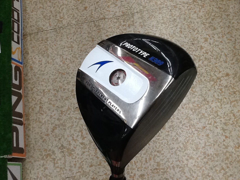 http://www.golfpartner.co.jp/199/akira.JPG