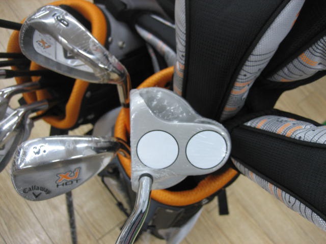 http://www.golfpartner.co.jp/211/%E3%82%AD%E3%83%A3%E3%83%AD%E3%82%A6%E3%82%A7%E3%82%A4%E3%82%B8%E3%83%A5%E3%83%8B%E3%82%A2%20%281%29.JPG