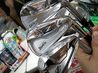 http://www.golfpartner.co.jp/211/DSCI0002SRIXONIRON.JPG