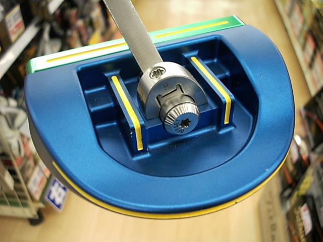 http://www.golfpartner.co.jp/271/DS2161223CI0007.JPG