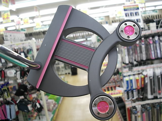http://www.golfpartner.co.jp/271/DS216715CI0002.JPG
