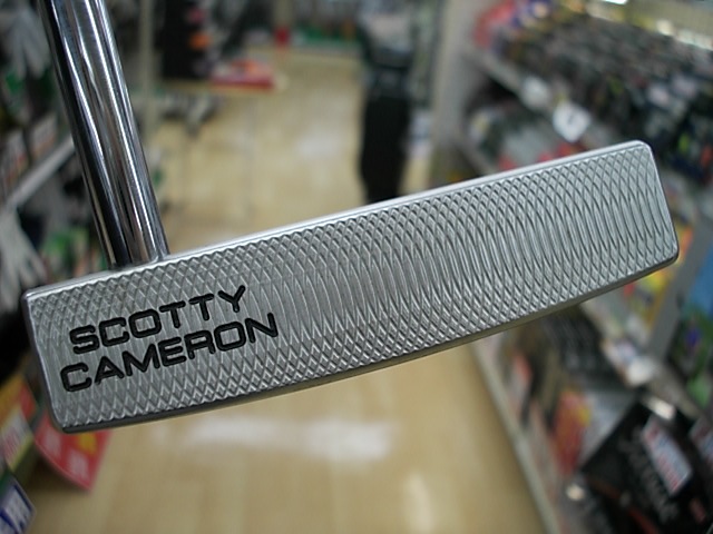 http://www.golfpartner.co.jp/271/DS217310CI0004%20%282%29.JPG