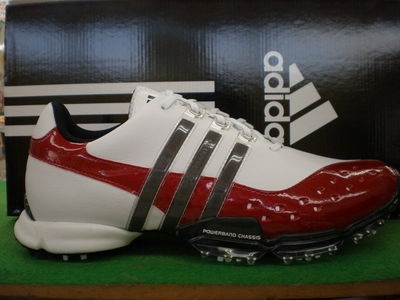 http://www.golfpartner.co.jp/271/PB2011RED.JPG