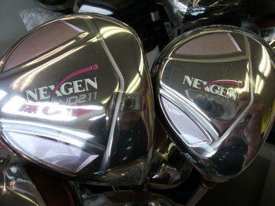 http://www.golfpartner.co.jp/380/%E3%83%AC%E3%83%87%E3%82%A3%E3%83%BC%E3%82%B9.JPG