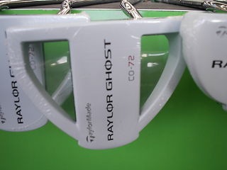 http://www.golfpartner.co.jp/400/raylorghost1.JPG
