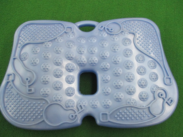 http://www.golfpartner.co.jp/424/%E3%83%91%E3%83%83%E3%83%86%E3%82%A3%E3%83%B3%E3%82%B0.JPG