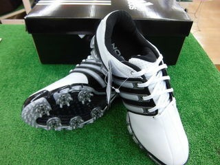 http://www.golfpartner.co.jp/490/CIMGadidas%E3%82%B9%E3%83%91%E3%82%A4%E3%82%AF.JPG