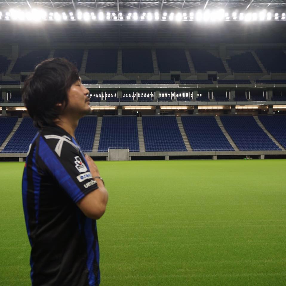 http://www.golfpartner.co.jp/536/soccerbaka.jpg