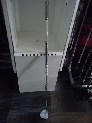 http://www.golfpartner.co.jp/560/%E6%9D%B1%EF%BC%AD%EF%BC%A1%EF%BC%B8%E5%BA%97%E9%95%B7%20011.jpg