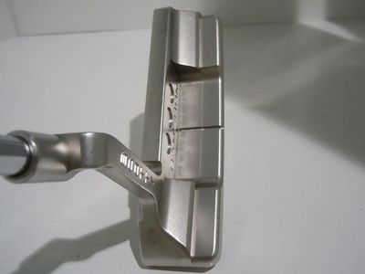 http://www.golfpartner.co.jp/560/%E6%9D%B1%EF%BC%AD%EF%BC%A1%EF%BC%B8%E5%BA%97%E9%95%B7000%201150.jpg