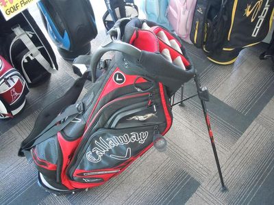 http://www.golfpartner.co.jp/560/%E6%9D%B1%EF%BC%AD%EF%BC%A1%EF%BC%B8%E5%BA%97%E9%95%B7000%20523.jpg