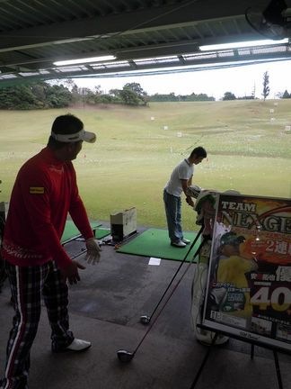 http://www.golfpartner.co.jp/560/%E6%9D%B1%EF%BC%AD%EF%BC%A1%EF%BC%B8%E5%BA%97%E9%95%B7000%20672.jpg