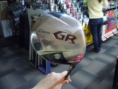 http://www.golfpartner.co.jp/560/%E6%9D%B1%EF%BC%AD%EF%BC%A1%EF%BC%B8%E5%BA%97%E9%95%B7000%20838.jpg