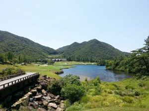 http://www.golfpartner.co.jp/585/gold20120808-1.jpg