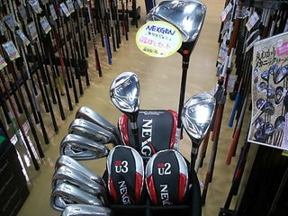 http://www.golfpartner.co.jp/618/%E3%83%8D%E3%82%AF%E3%82%B9%E3%83%95%E3%83%AB%E3%82%BB%E3%83%83%E3%83%88%20003.jpg