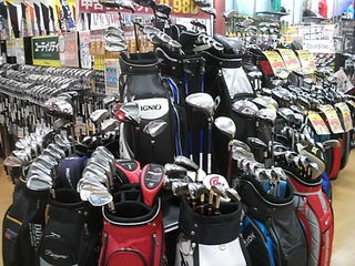 http://www.golfpartner.co.jp/618/%E3%83%95%E3%83%AB%E3%82%BB%E3%83%83%E3%83%88%E5%B7%A6%EF%BC%91%20012.jpg