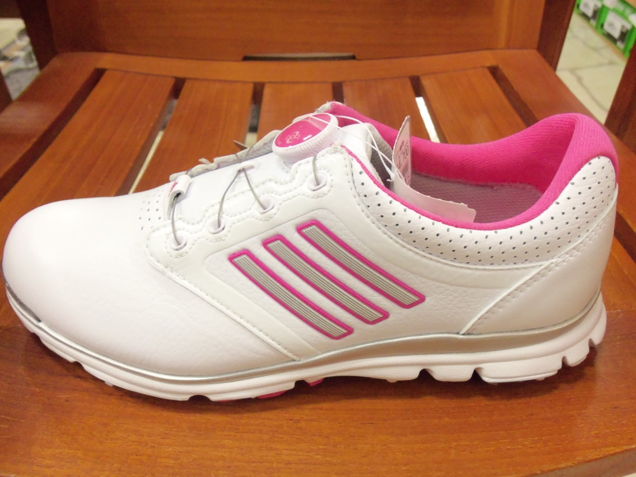 http://www.golfpartner.co.jp/626/2013.1021-1.BMP
