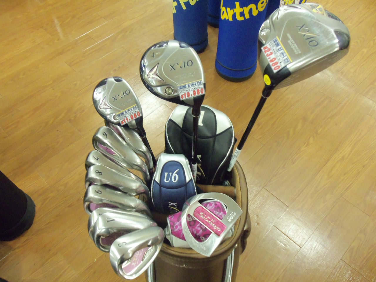 http://www.golfpartner.co.jp/626/2013.11.11.BMP