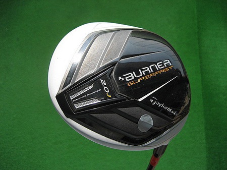 http://www.golfpartner.co.jp/631/TAYLORMADE%20BURNER%20SUPERFAST2.0J%20DRIVER%20SOLE-thumb.JPG