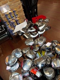 http://www.golfpartner.co.jp/631/assets_c/2011/06/%E5%BA%97%E5%86%85%E5%86%99%E7%9C%9F%20014-thumb-200x266-34556.jpg
