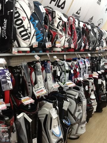 http://www.golfpartner.co.jp/9001/%E3%83%96%E3%83%AD%E3%82%B0%20011%E6%94%B9%E3%80%80%E3%82%AD%E3%83%A3%E3%83%87%E3%82%A3%E3%83%90.JPG
