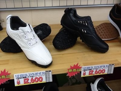 http://www.golfpartner.co.jp/9001/KUTU002.jpg