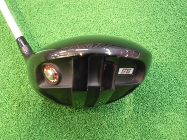 http://www.golfpartner.co.jp/9055/JET%20BLACK%20004.JPG