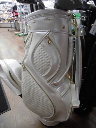 http://www.golfpartner.co.jp/942/%E3%81%8B%E3%81%B0%E3%82%93.JPG