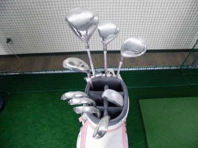 http://www.golfpartner.co.jp/942/%E3%83%AC%E3%83%87%E3%82%A3%E3%83%BC%E3%82%B9%E5%B7%A61.JPG