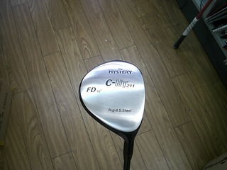 http://www.golfpartner.co.jp/946/774896%20001.jpg