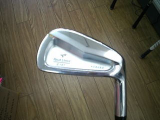 http://www.golfpartner.co.jp/946/774896%20006.jpg