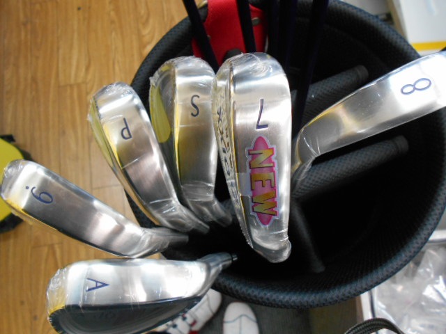http://www.golfpartner.co.jp/946/ladfmk.JPG