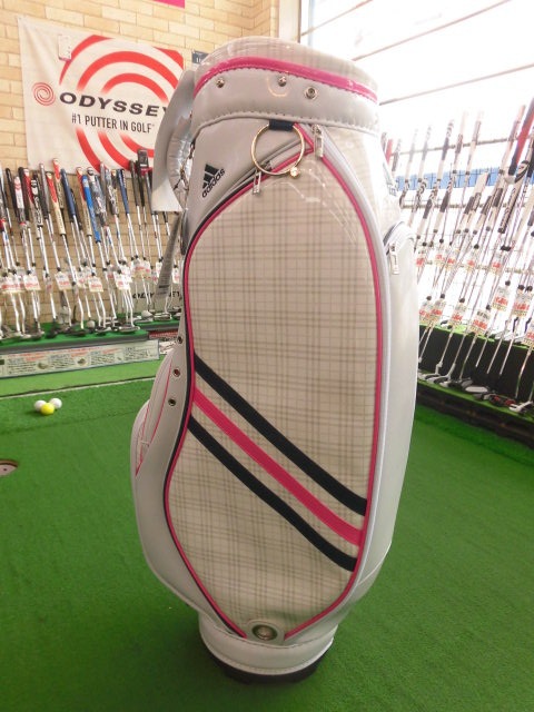 http://www.golfpartner.co.jp/949/%E3%82%A2%E3%83%87%E3%82%A3%E3%83%AC%E3%83%87%E3%82%A3%E3%83%90%E3%83%83%E3%82%B0%20%282%29.JPG