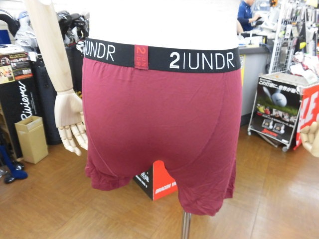 http://www.golfpartner.co.jp/949/%E3%83%9C%E3%82%AF%E3%82%B5%E3%83%BC%E3%83%91%E3%83%B3%E3%83%84%20%282%29.JPG
