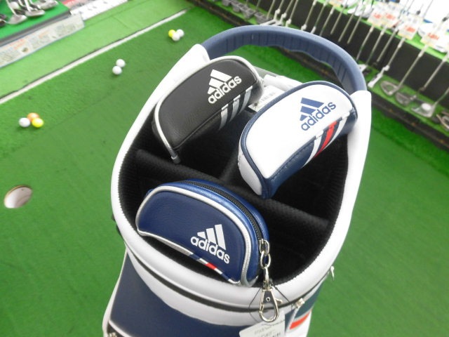 http://www.golfpartner.co.jp/949/%E3%83%A1%E3%83%B3%E3%82%BA%E3%82%A2%E3%83%87%E3%83%90%E3%83%83%E3%82%B0%E3%81%A8%E3%83%9C%E3%83%BC%E3%83%AB%E3%82%B1%E3%83%BC%E3%82%B9%20%282%29.JPG